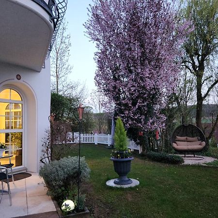 Gardenview Apartments & Suites Bei Bad Kissingen Nüdlingen Eksteriør bilde